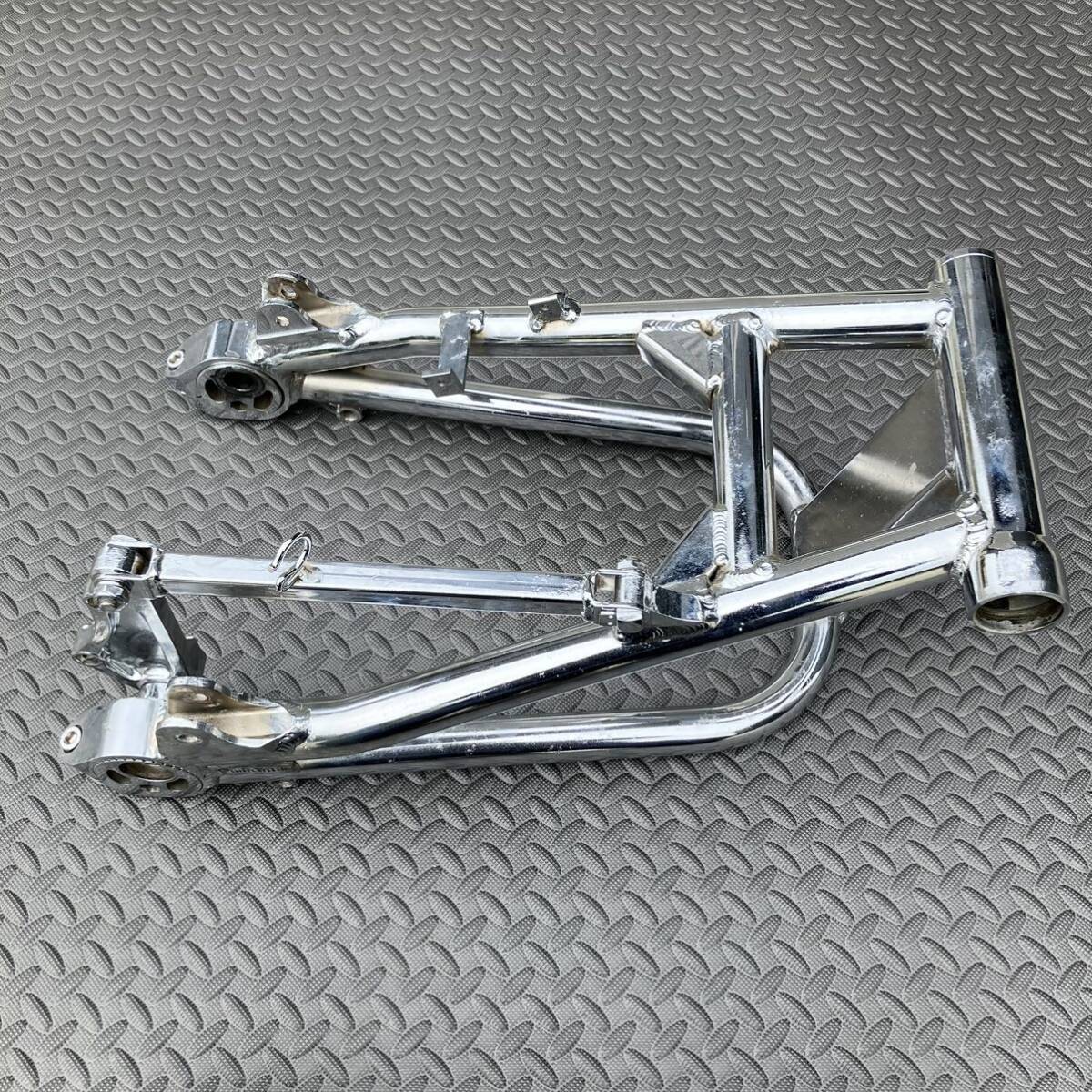 大阪魔人　スイングアーム　ゼファー４００　メッキ後未使用品 ⑦大阪魔人 ゼファー４００ スイングアーム メッキ後未使用品