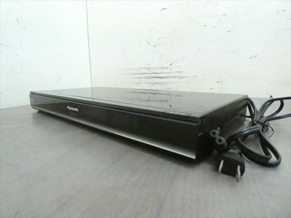 1TB☆11年☆パナソニック/DIGA☆HDD/BDレコーダー☆DMR-BZT700☆3番組同時録画/3D対応機 管CX22233