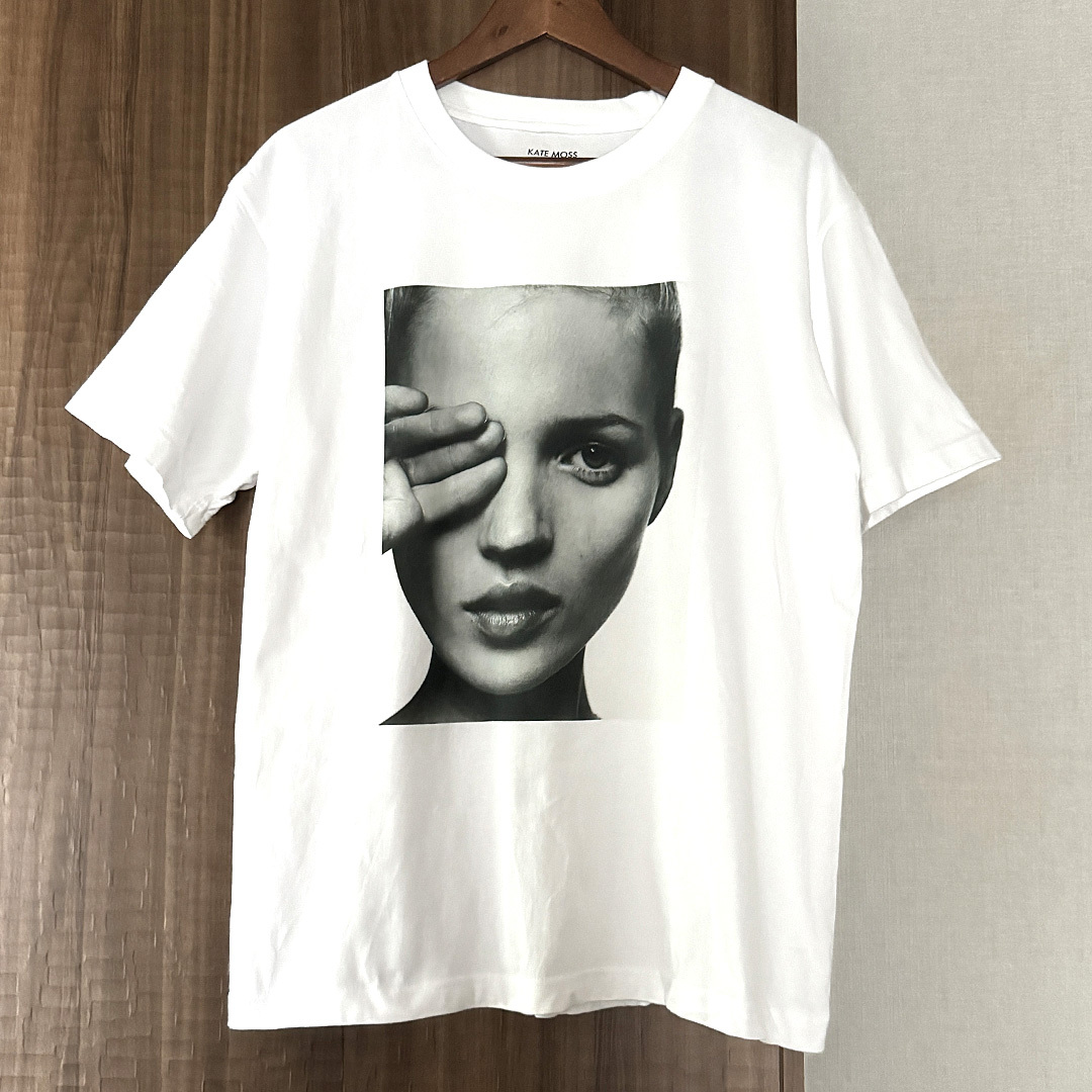 美品】BIOTOP(ビオトープ)川口春奈着 ケイトモス グラフィック 美品】BIOTOP(ビオトープ)川口春奈着 ケイトモス グラフィック