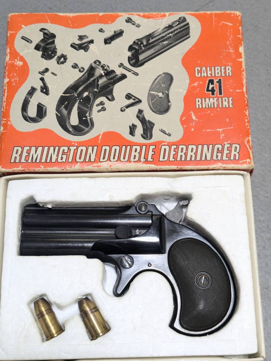 弾の出ない樹脂製品のモデルガン・CMC製ダブルデリンジャー 弾の出ない樹脂製品のモデルガン・CMC製ダブルデリンジャー 弾の出