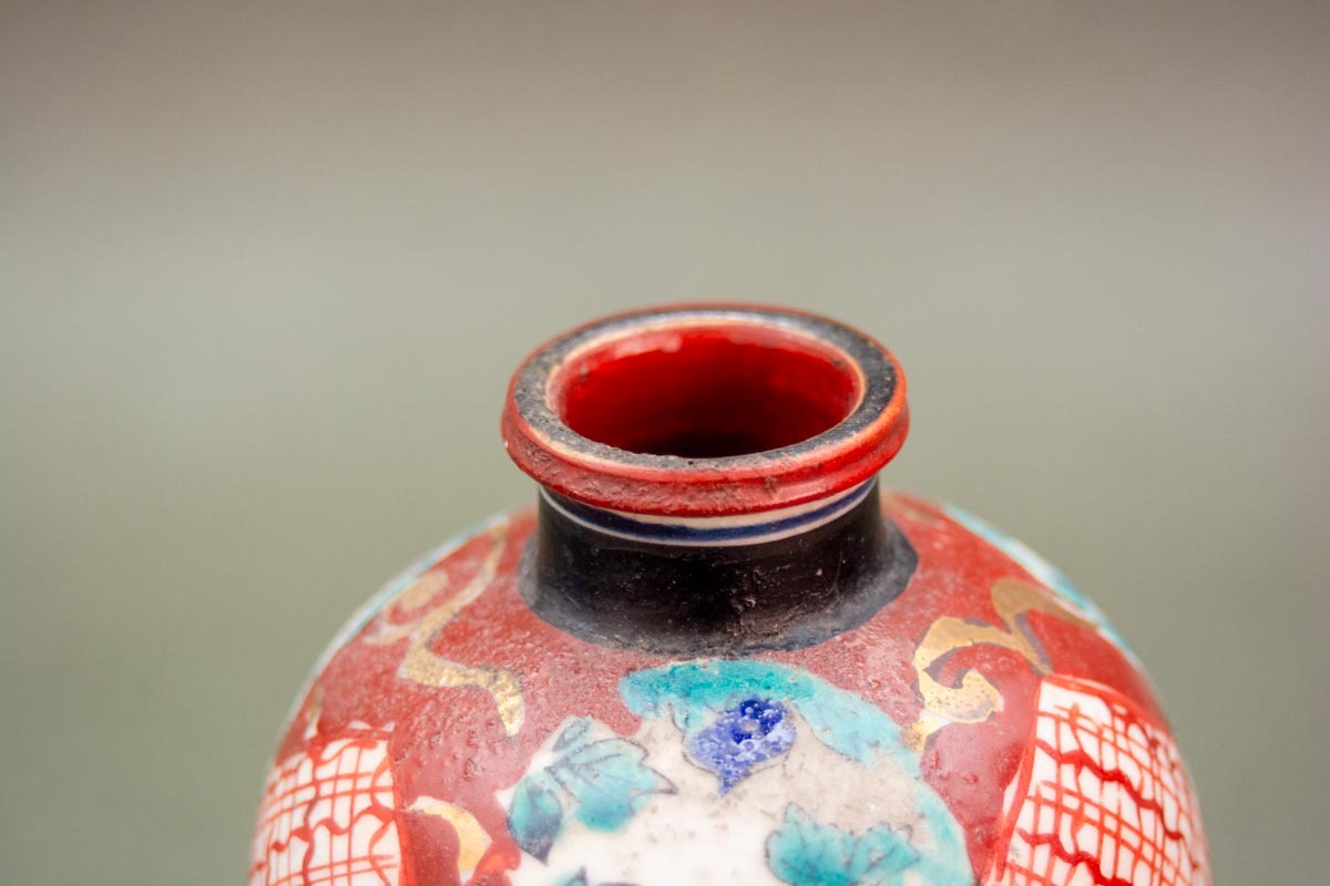 福】221 古九谷焼 赤絵紋 徳利 金彩色絵 裏印 山水風景人物鳥花 福】221 古九谷焼 赤絵紋 徳利 金彩色絵 裏印 山水風景人物鳥花
