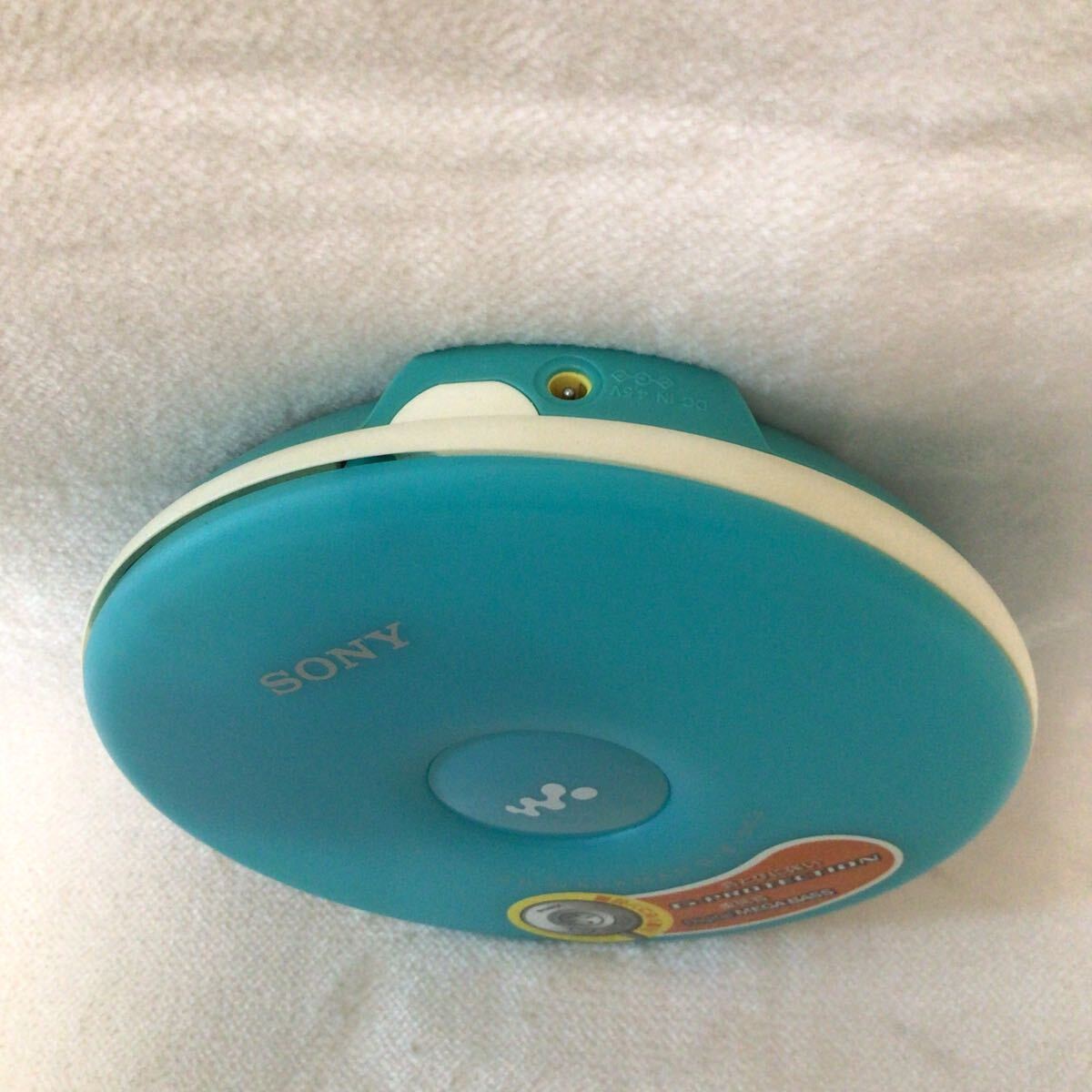 通電確認済み SONY ソニー CDウォークマン D-EJ002 ポータブルCD 通電確認済み SONY ソニー CDウォークマン D-EJ002 ポータブルCD