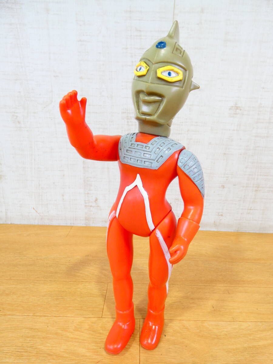 Yahoo!オークション - 訳あり ブルマァク ウルトラセブン ソフビ Yahoo!オークション - 訳あり ブルマァク ウルトラセブン ソフビ