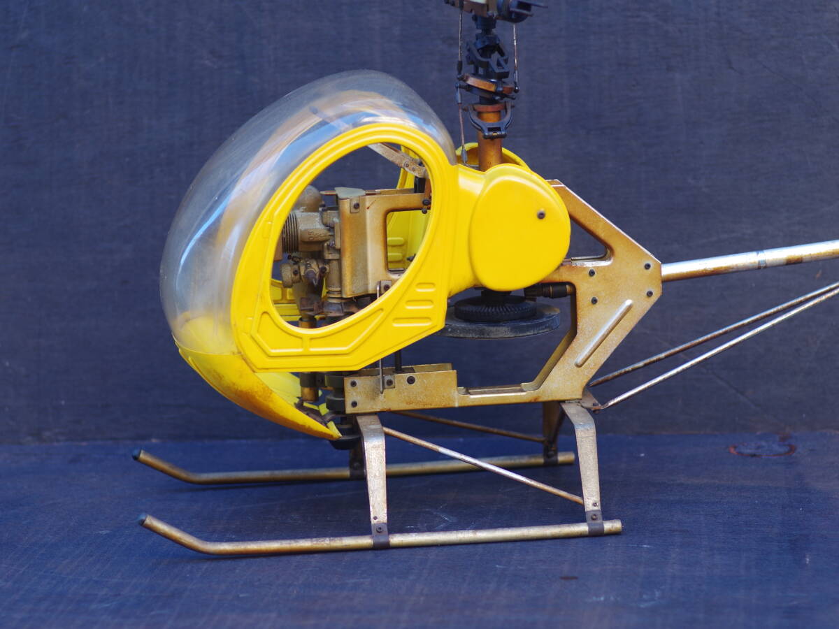 Yahoo!オークション - M11226 ラジコンヘリ Hughes300 ヒューズ Yahoo!オークション - M11226 ラジコンヘリ Hughes300 ヒューズ