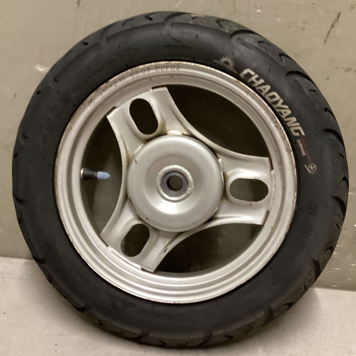 t5-9 ホンダ トゥデイFI AF67 リアホイール タイヤ セット 純正 t5-9 ホンダ トゥデイFI AF67 リアホイール タイヤ セット 純正