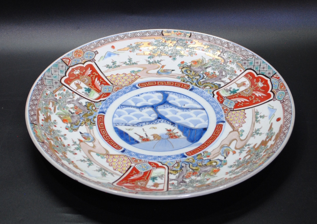 【売切り屋】古伊萬里色絵 大皿 犬と鴛鴦鴨図 江戸時代后期～明治 花鳥蝶鶴松菊 染錦 金彩 尺皿 舊家蔵出