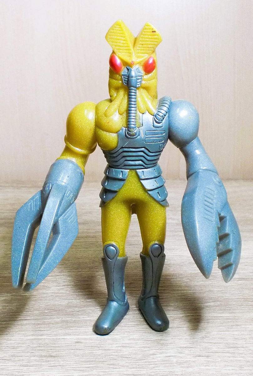 中古】円谷プロ ウルトラマン 怪獣 ソフビ フィギュア レトロ 中古】円谷プロ ウルトラマン 怪獣 ソフビ フィギュア レトロ