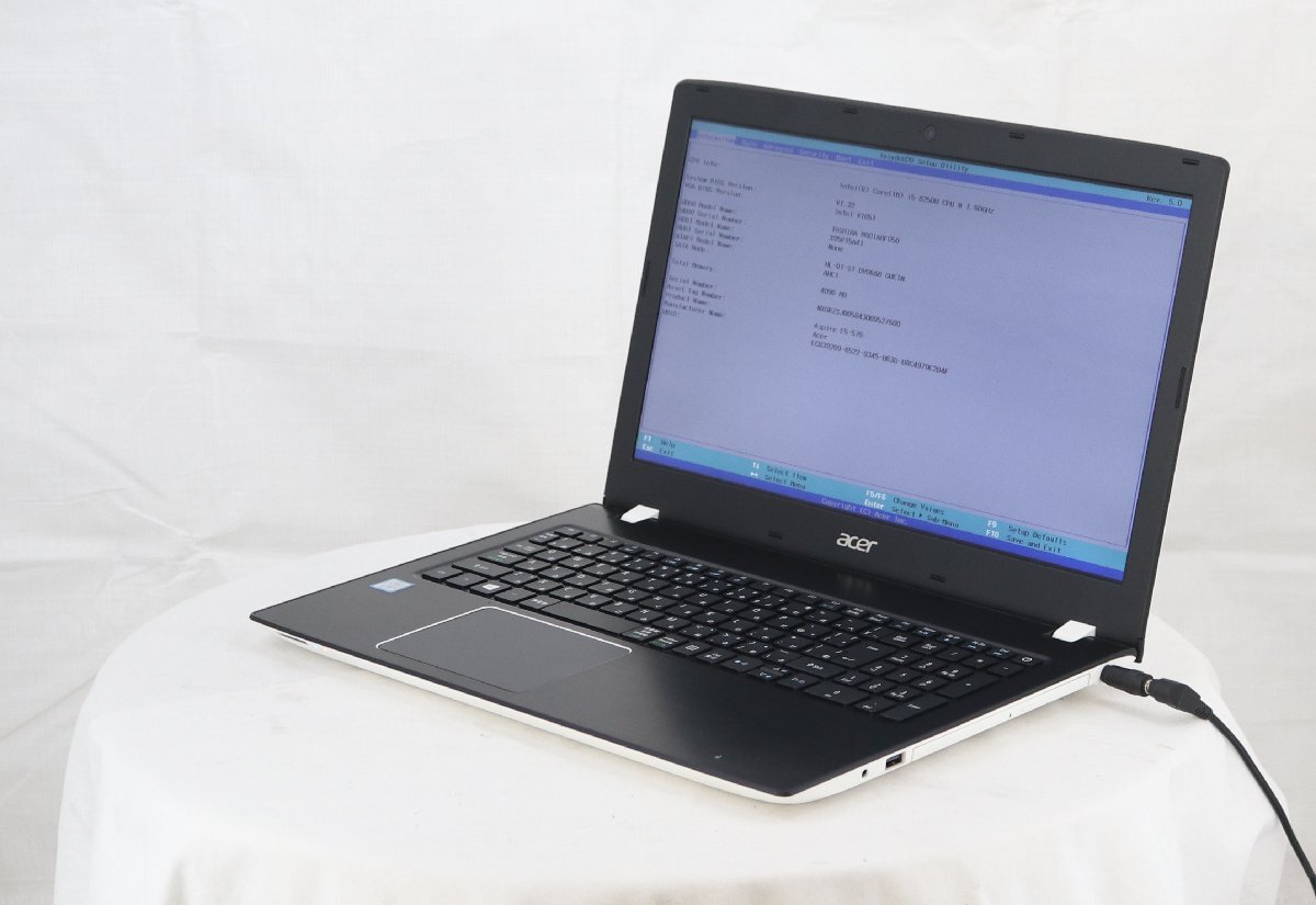 acer E5-576-N58G/W Aspire　Core i5 8250U 1.60GHz 4GB 500GB■1週間保証