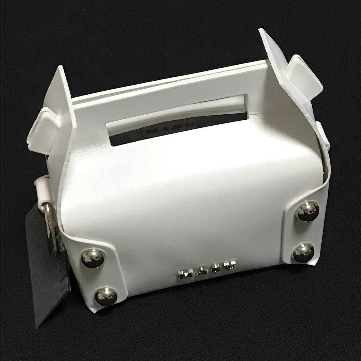 Bibian 比比昂- MASU 24AW LEATHER CAKE MINI BAG 白ホワイト Bibian 比比昂- MASU 24AW LEATHER CAKE MINI BAG 白ホワイト
