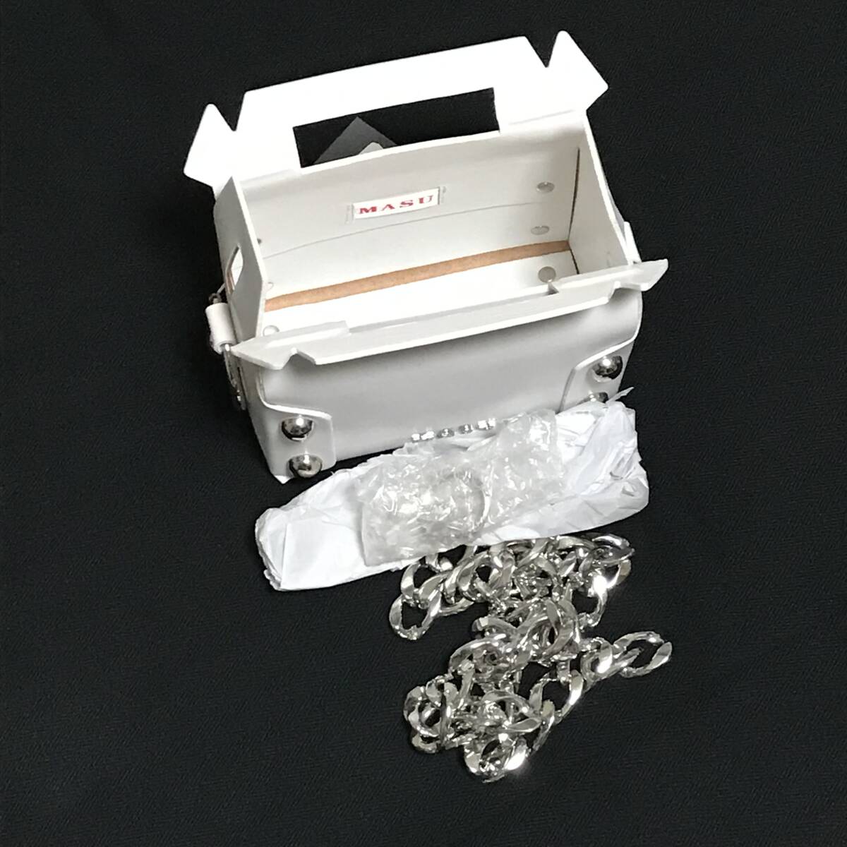 Bibian 比比昂- MASU 24AW LEATHER CAKE MINI BAG 白ホワイト Bibian 比比昂- MASU 24AW LEATHER CAKE MINI BAG 白ホワイト