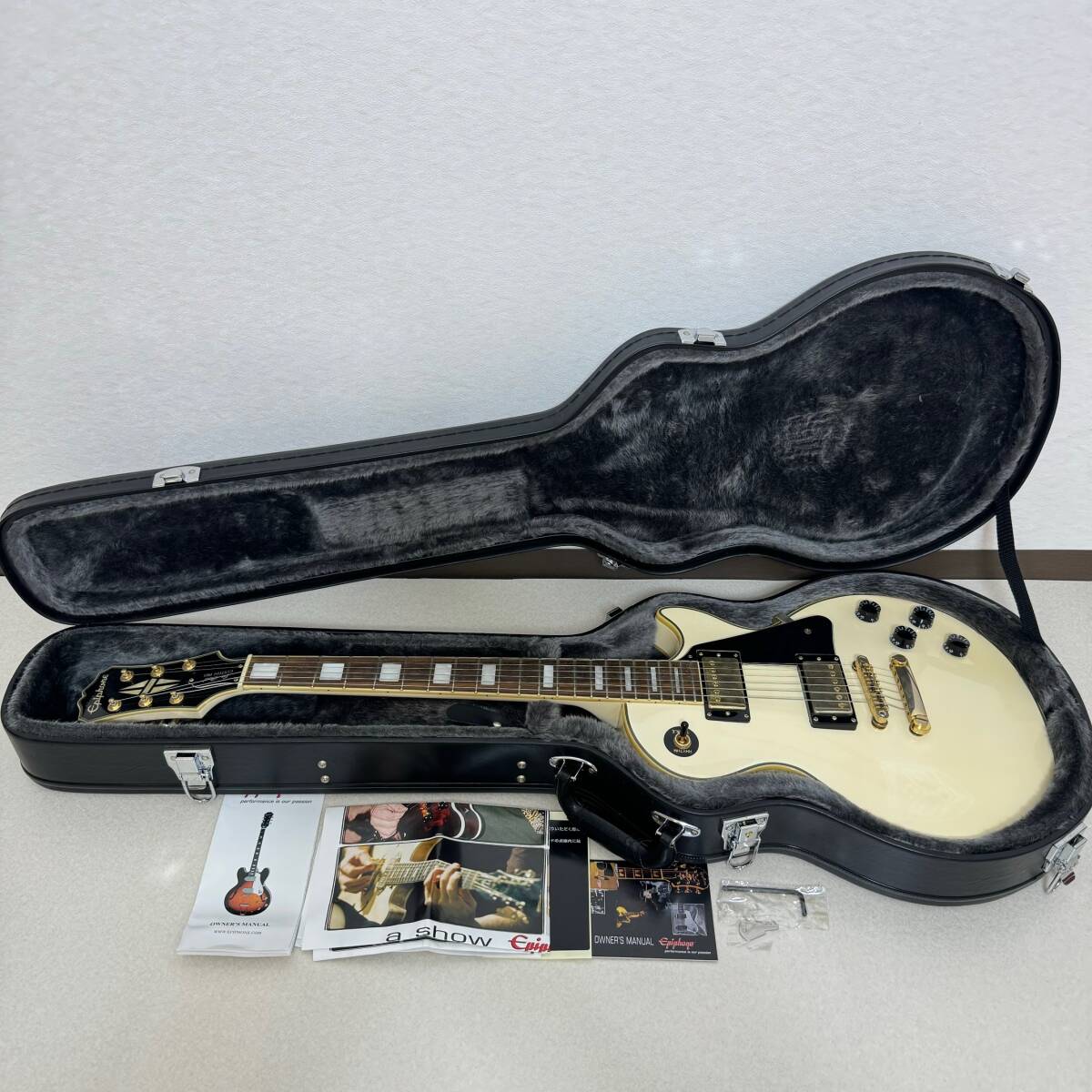 Epiphone Lespaul CUSTOM PRO ソフトケース付 美品 ギター Epiphone Lespaul CUSTOM PRO ソフトケース付 美品 ギター