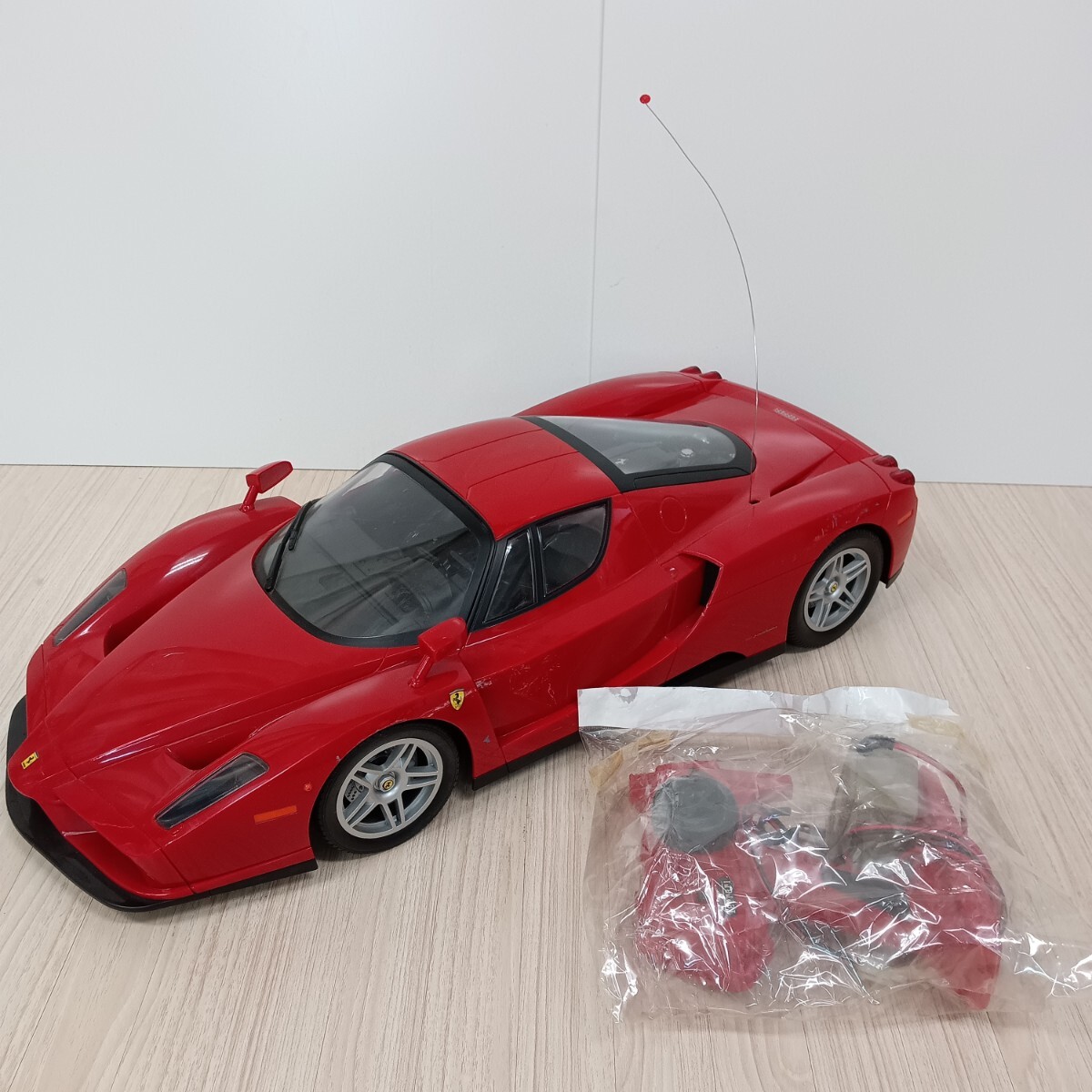 B33 Ferrari フェラーリ MJX R/C ラジコンカー ラジコン B33 Ferrari フェラーリ MJX R/C ラジコンカー ラジコン