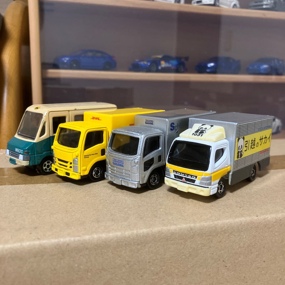 @USED@ トミカ ヤマト運輸・引越のサカイ・DHL・佐川急便 4台セット