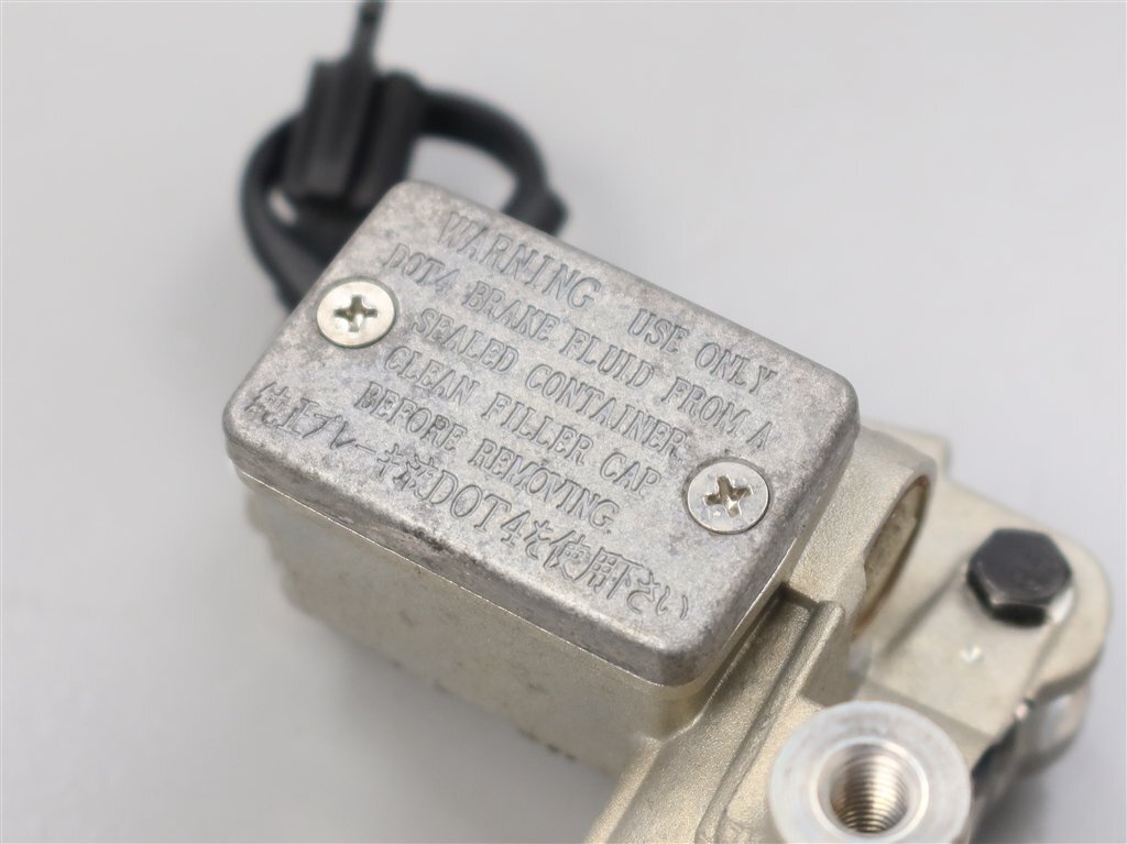 シグナスX/SE44J 純正 フロントブレーキマスター φ1/2インチ シグナスX/SE44J 純正 フロントブレーキマスター φ1/2インチ
