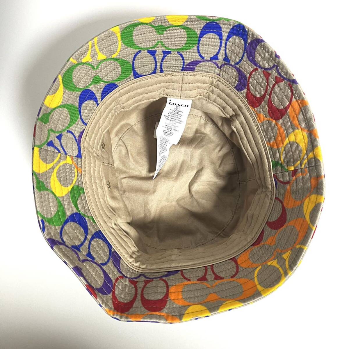 COACH コーチ Rainbow Signature Bucket Hat レインボー COACH コーチ Rainbow Signature Bucket Hat レインボー