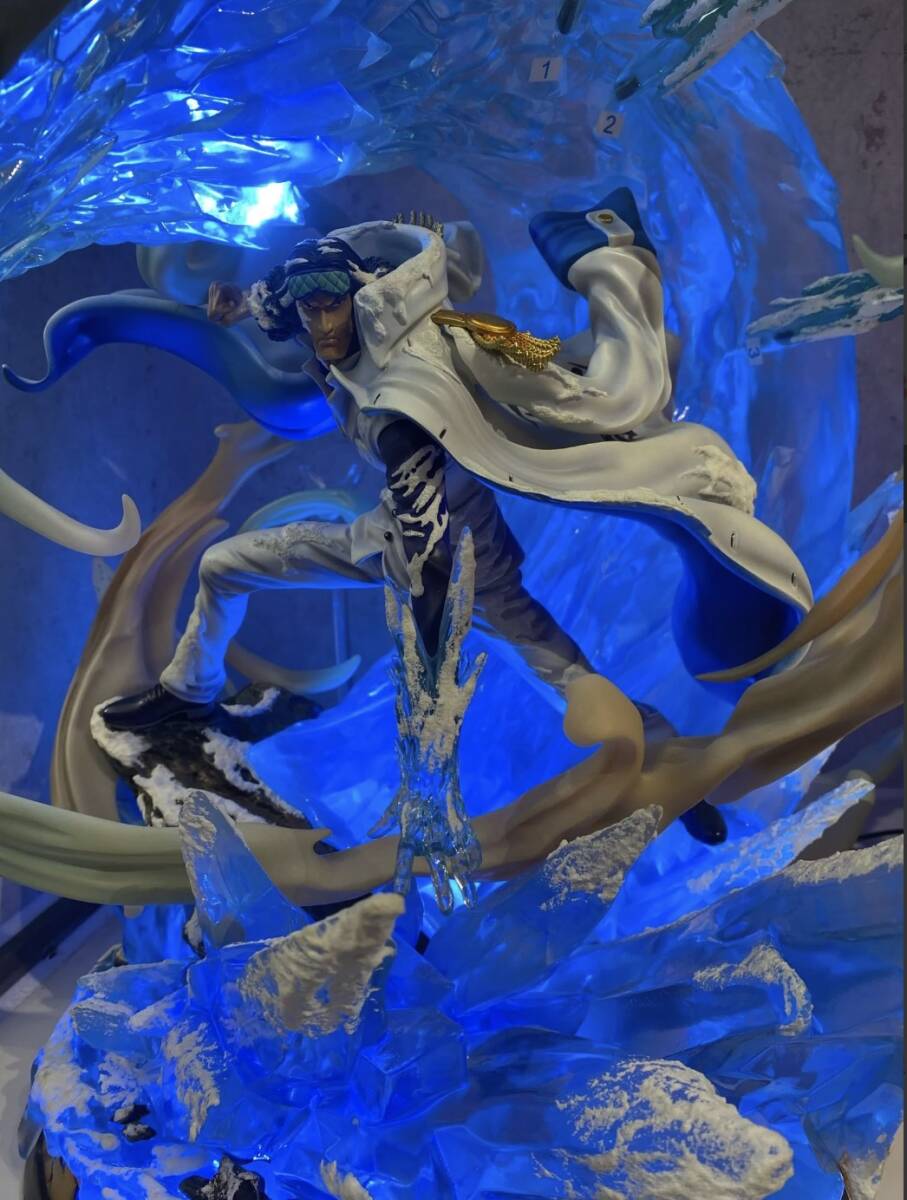 ワンピース ONE PIECE クザン 青雉 青キジ 海軍 大将 日本未発売 ワンピース ONE PIECE クザン 青雉 青キジ 海軍 大将 日本未発売