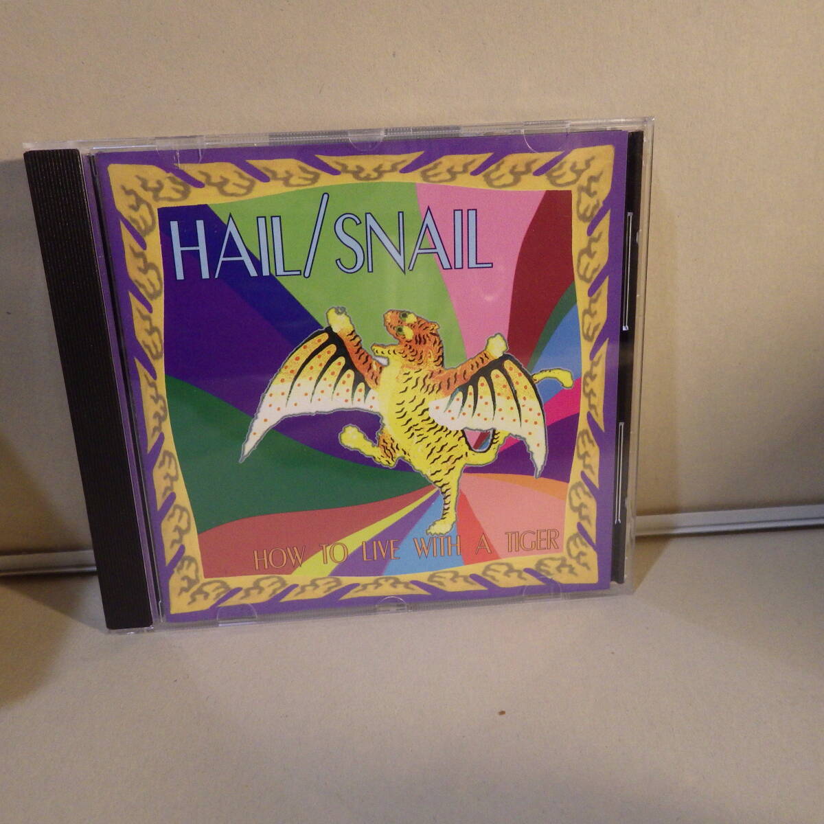 海外盤【CD】Hail / Snail How To Live With A Tiger　 Azalia Snail【中古品】オルタナ　サイケ