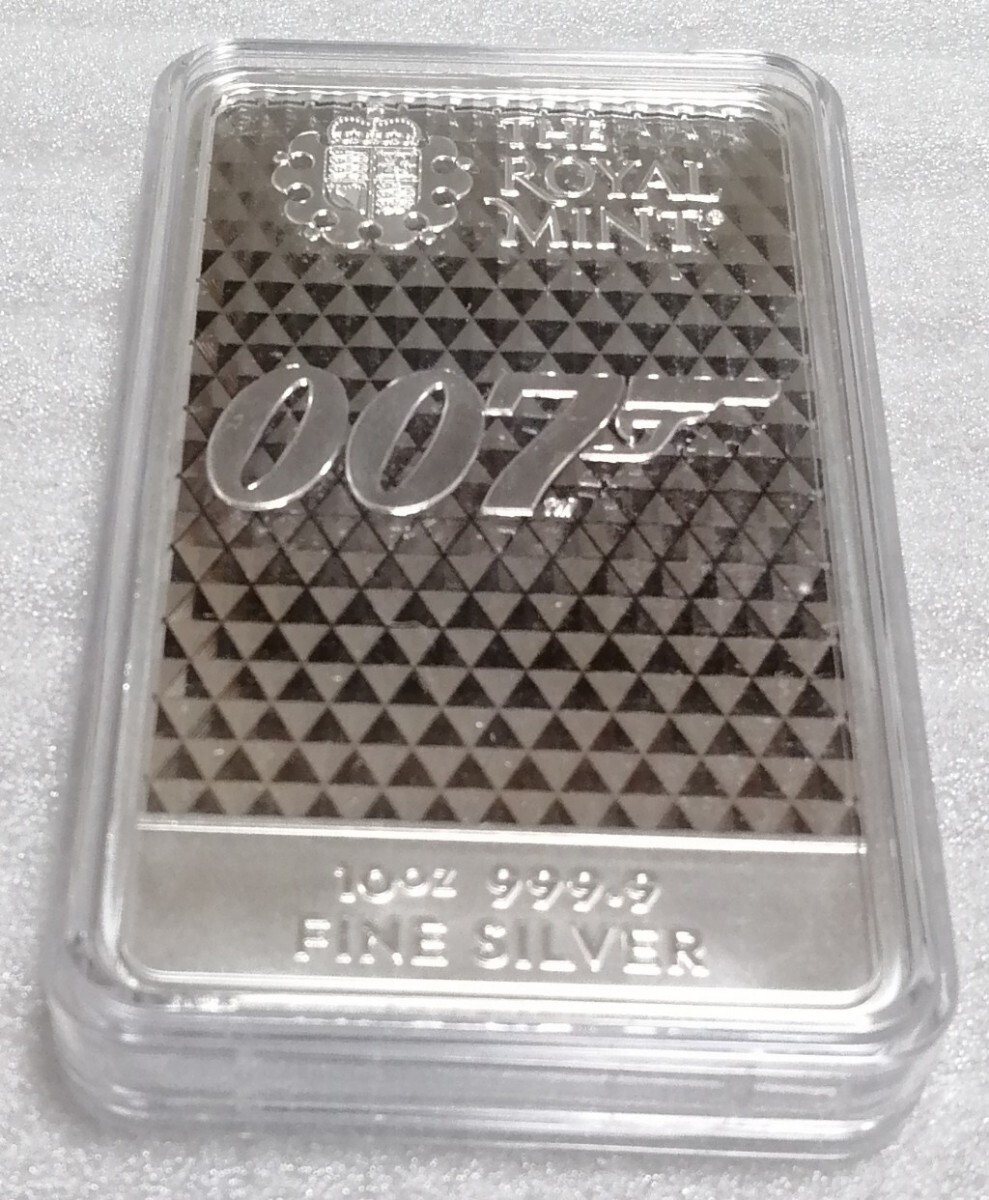10オンス イギリス 007 ダイヤモンドは永遠に 純銀 バー 工芸品
