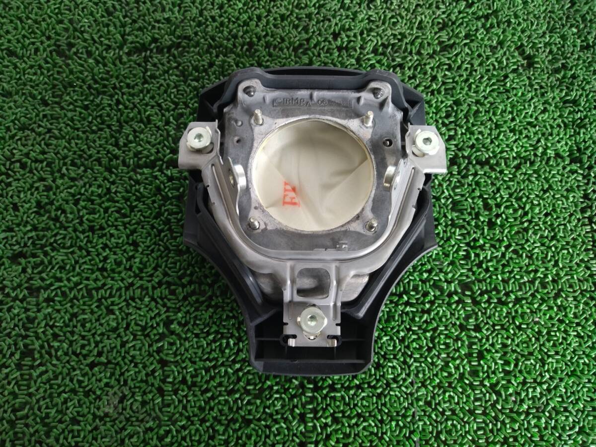 レクサス IS250 DBA-GSE20 2006年式 ステアリングハンドル エアバッグ無し 発送サイズ「M」 NSP65125_画像2
