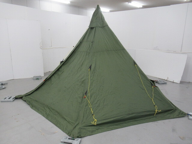 Helsport パスヴィク 4-6 キャンプ テント/タープ 035379001 テント Helsport パスヴィク 4-6 キャンプ テント/タープ 035379001 テント
