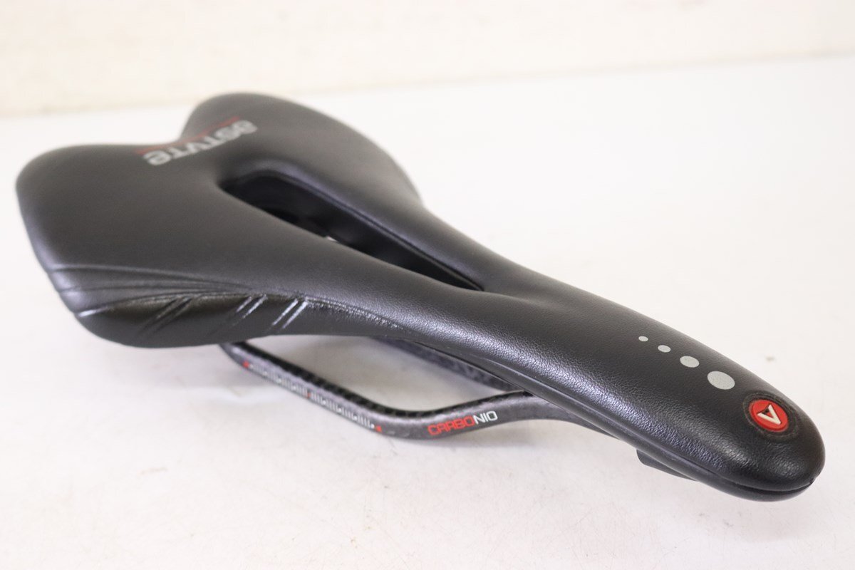 ★ASTUTE アスチュート PILARGA サドル CARBONIOレール 美品