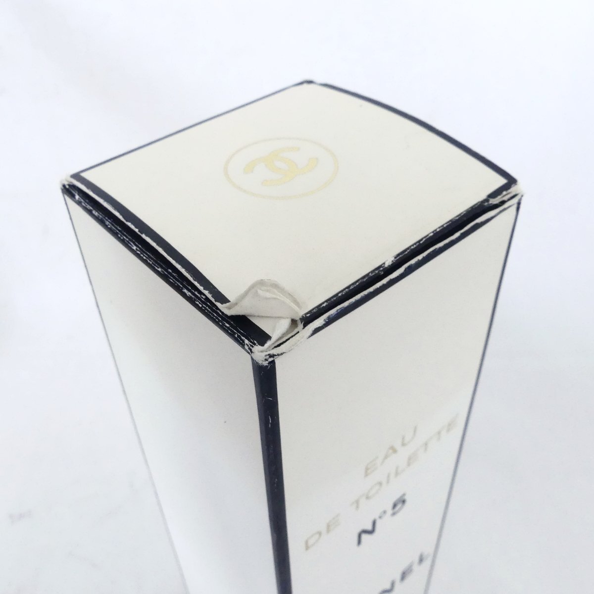 CHANEL N°5 オードトワレ 100ml Amazon | CHANEL(シャネル) N°5 ロー オードゥ トワレット 100ml