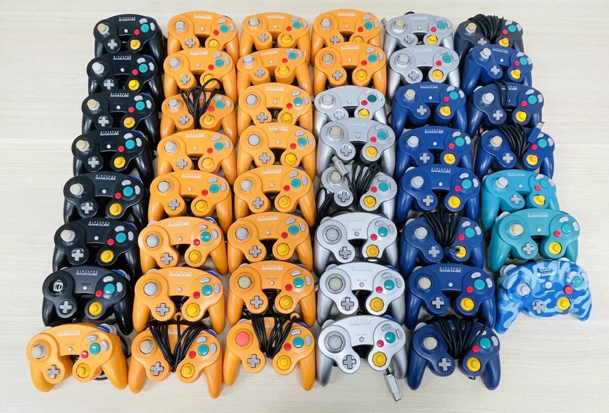 Nintendo GAMECUBE ニンテンドー ゲームキューブ コントローラー 47個 まとめ売り エメラルドグリーン ホリパッド 迷彩ブルー E-6