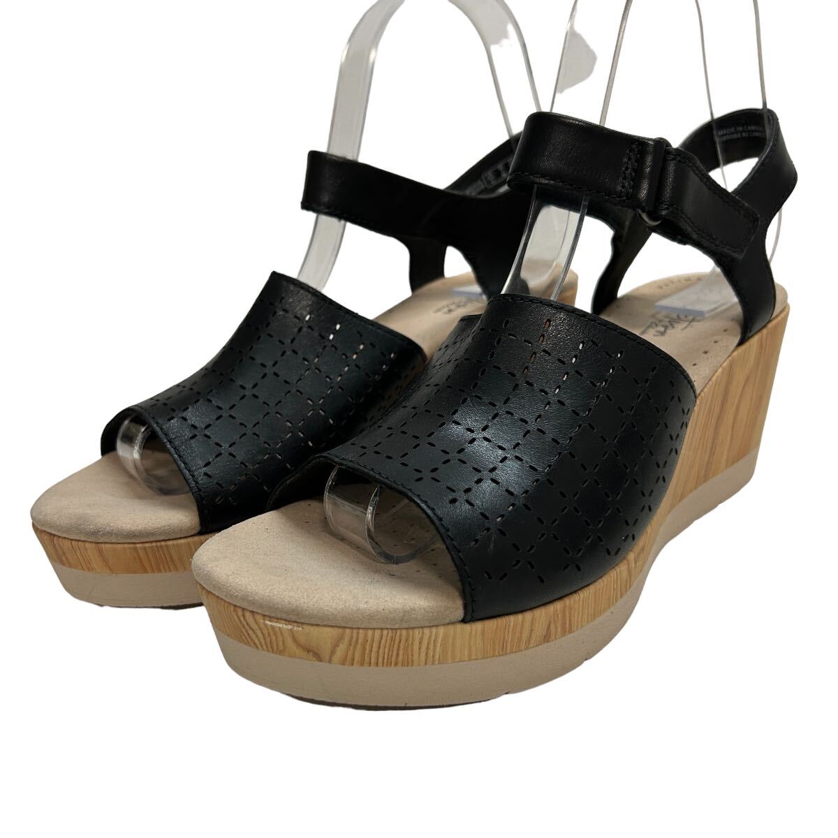 G211 未使用 Clarks クラークス レディース ストラップサンダル 厚底サンダル US7 約 24cm ブラック 訳あり