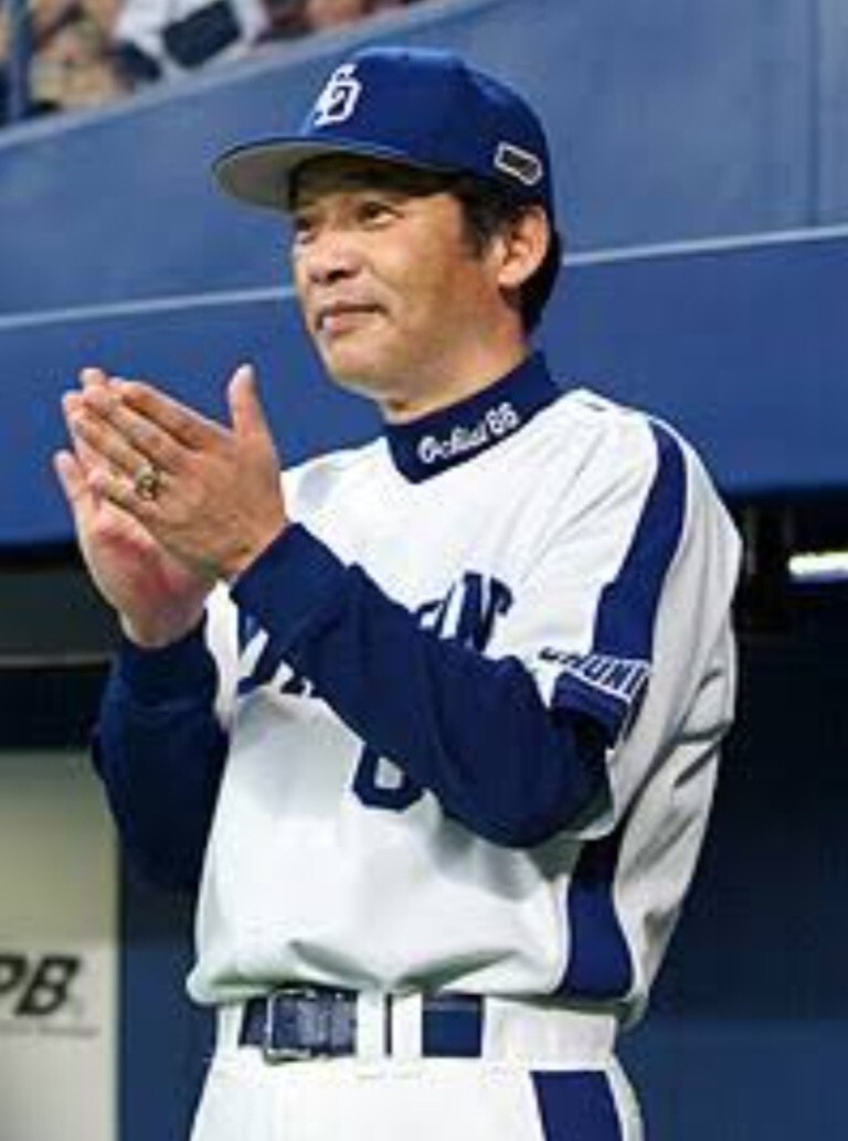 値下げ交渉 2004-2011年 中日ドラゴンズ #66 落合監督 球団承認 値下げ交渉 2004-2011年 中日ドラゴンズ #66 落合監督 球団承認