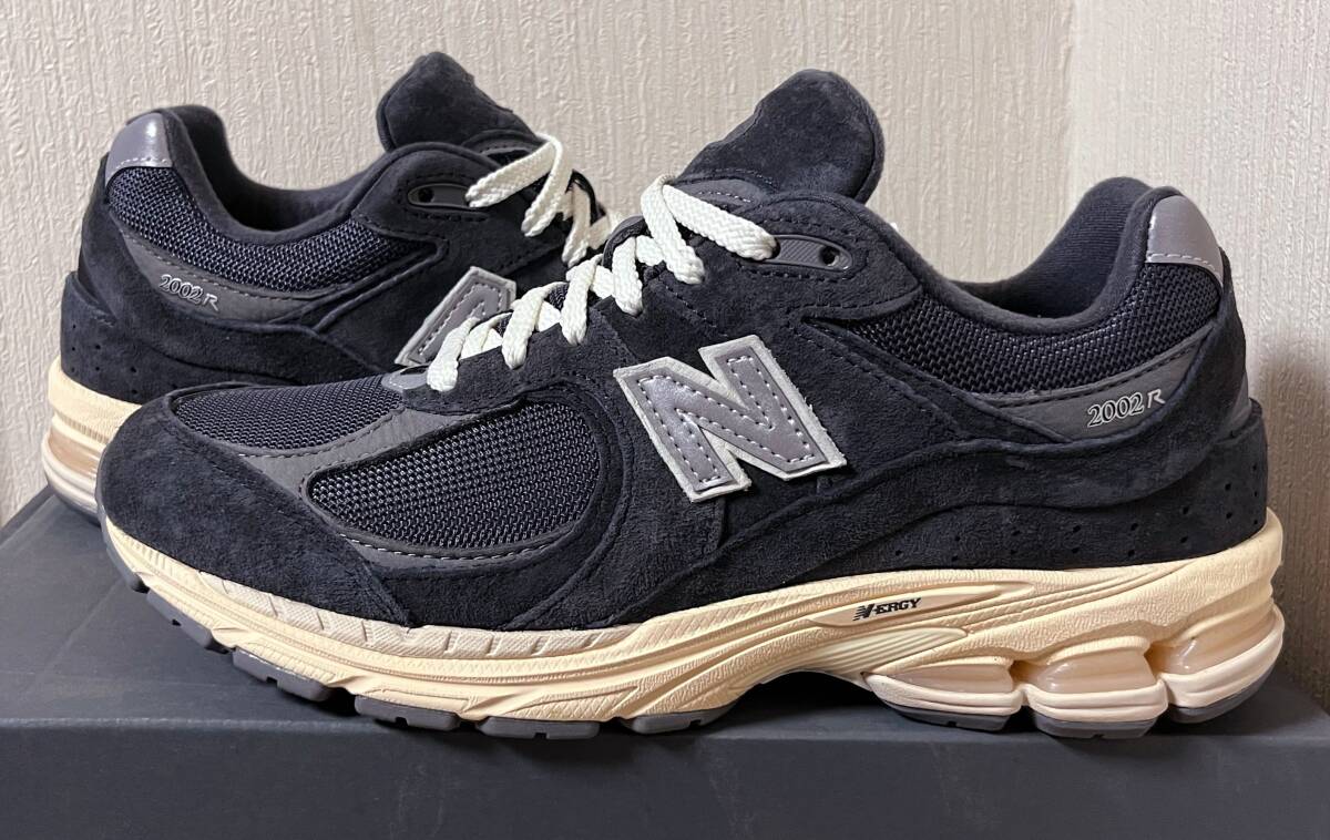 New Balance 　M2002RHOスニーカー　PHANTOM New Balance 『2002R “Phantom/Magnet”』が国内7月13日に再販