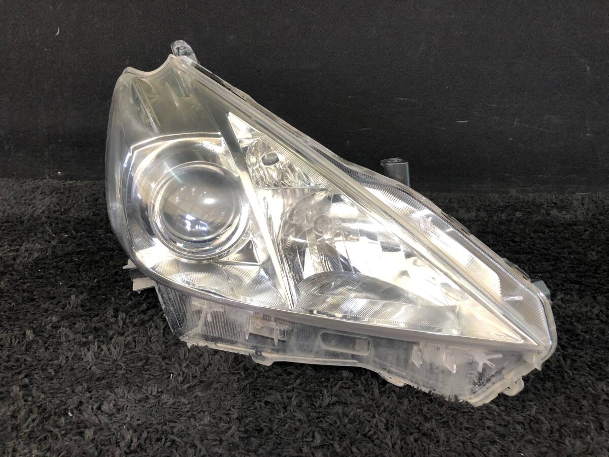 プリウスα ヘッドライト ヘッドランプ 右 ZVW40W ZVW41W ハロゲン KOITO コイト 47-41 81130-47280 刻印=2 2012年 731493
