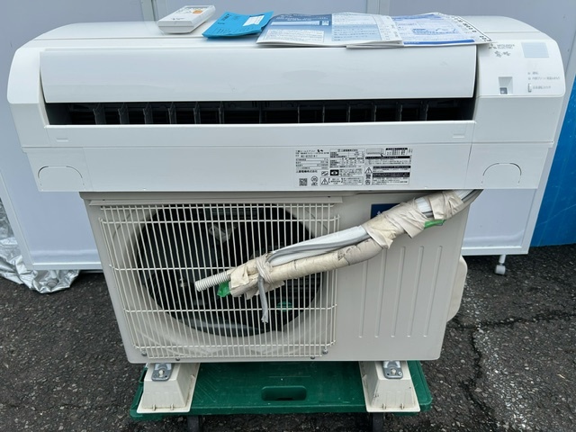★美品★ MITSUBISHI 三菱　ルームエアコン　霧ヶ峰　MSZ-GE2522-W-1　主に８畳用　2022年製　2.5kW　100V 