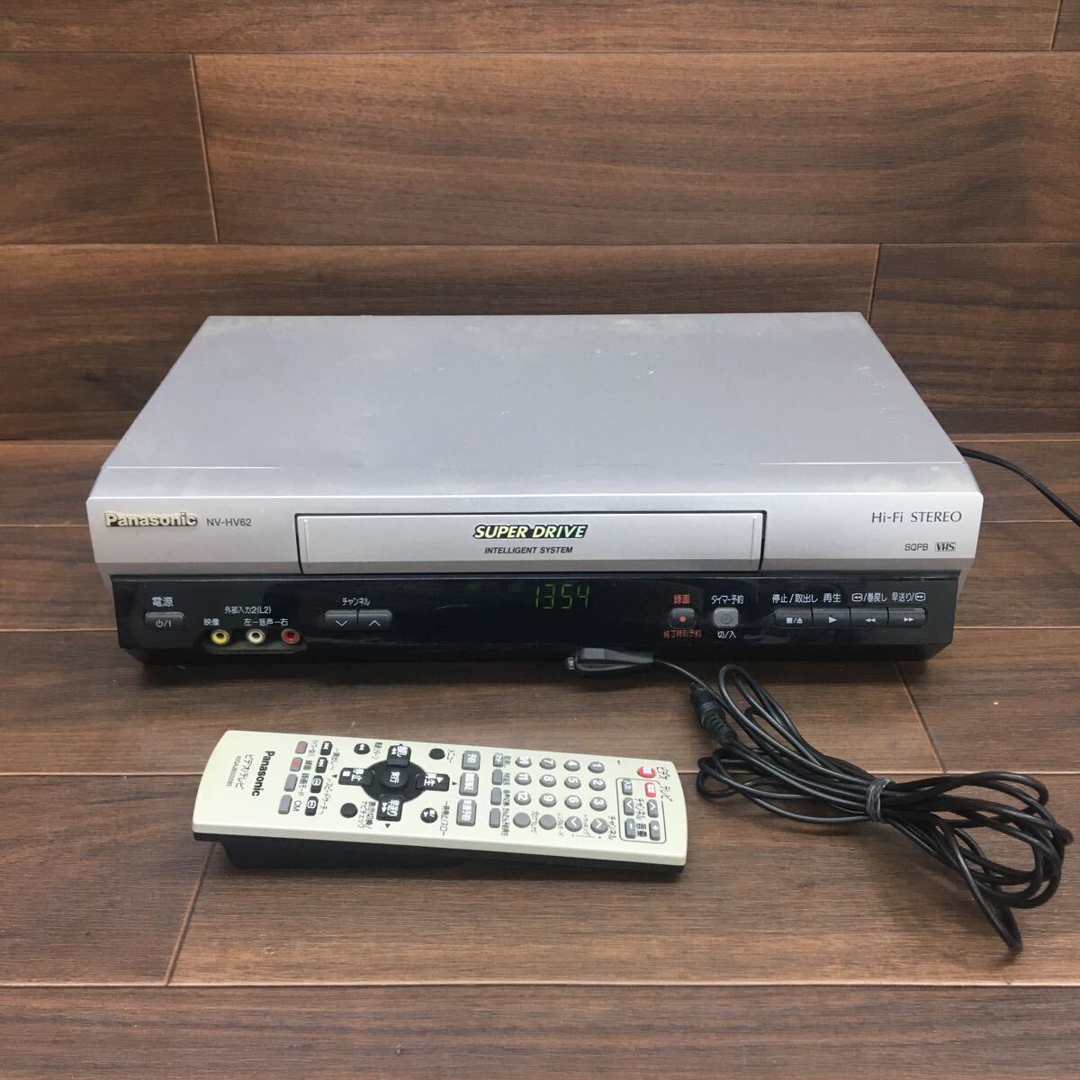 US240823 B-94 Panasonic パナソニック VHSビデオデッキ NV-HV62 US240823 B-94 Panasonic パナソニック VHSビデオデッキ NV-HV62