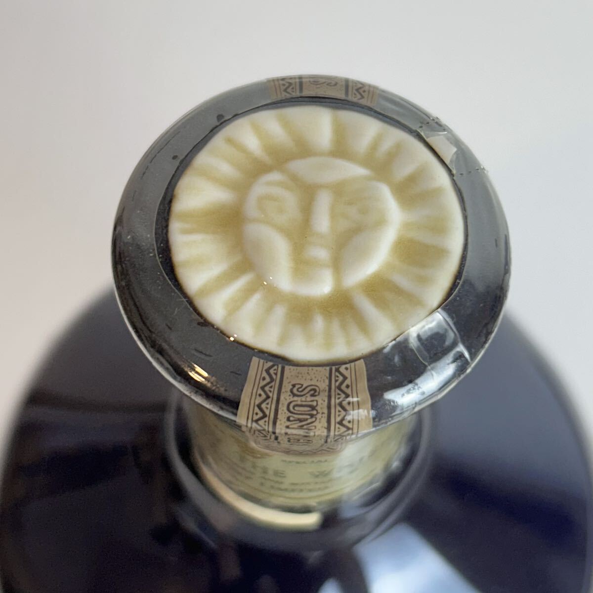 超希少】SUNTORY THE WHISKY 有田焼 750ml 43% サントリー 超希少】SUNTORY THE WHISKY 有田焼 750ml 43% サントリー