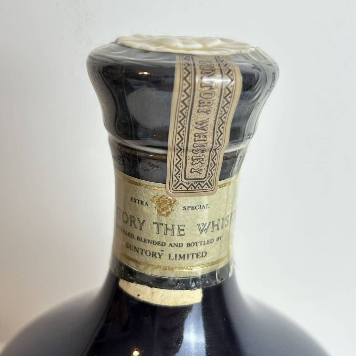 超希少】SUNTORY THE WHISKY 有田焼 750ml 43% サントリー 超希少】SUNTORY THE WHISKY 有田焼 750ml 43% サントリー