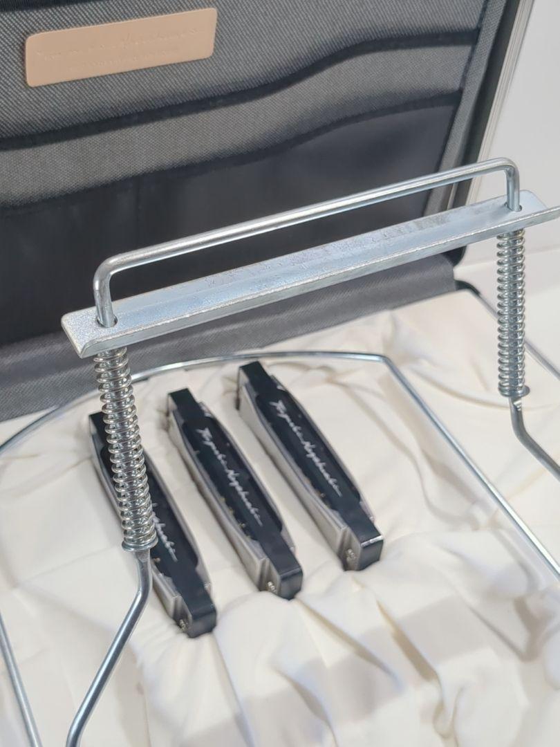 長渕剛 ハーモニカ TOMBO トンボ ホルダー 弾き語り ケース付き 長渕剛 ハーモニカ TOMBO トンボ ホルダー 弾き語り ケース付き