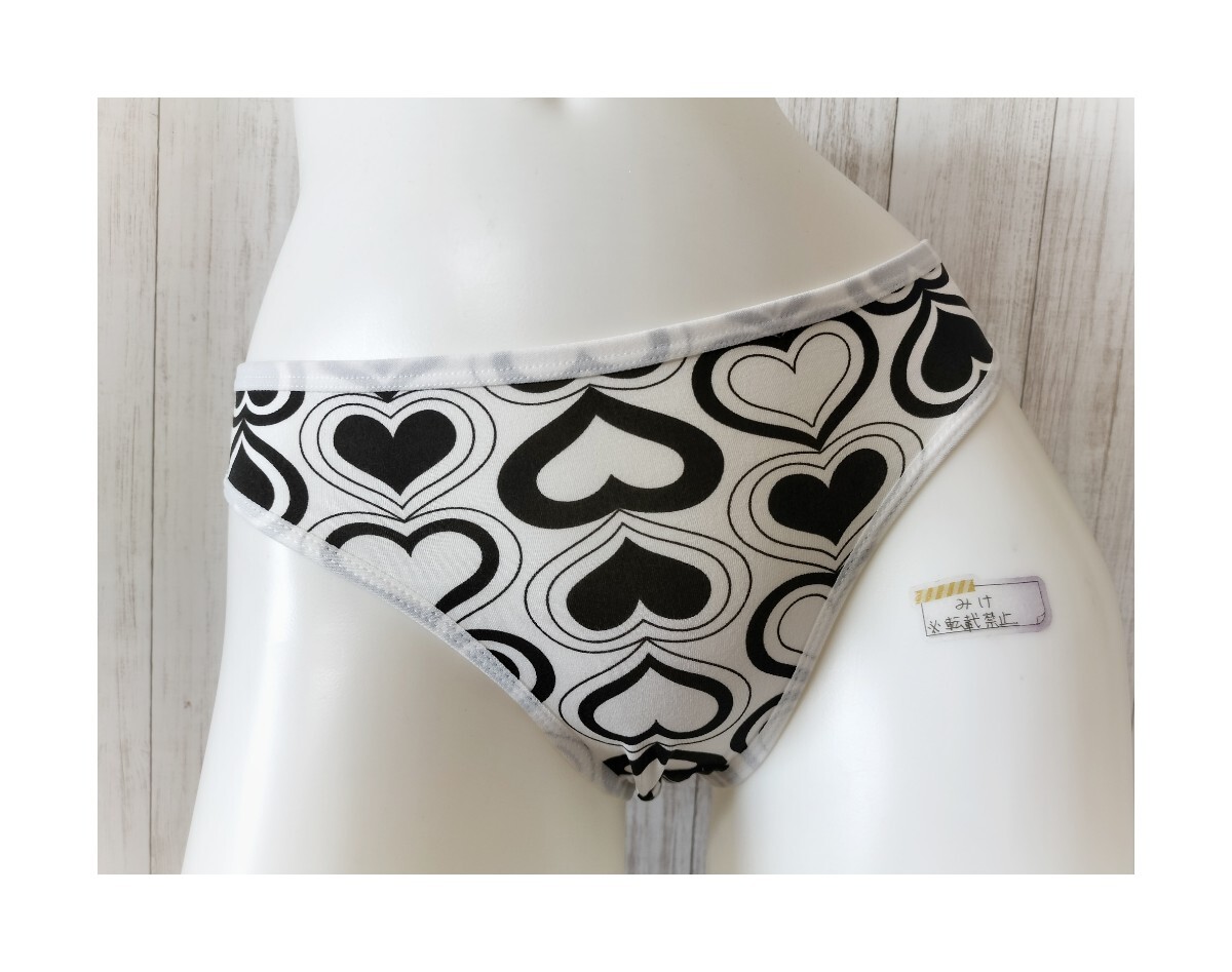 ★新品★ M Tバック ショーツ ホワイト×ブラック ハート セクシーランジェリー