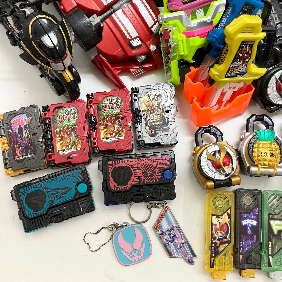 Yahoo!オークション - 【ジャンク】 仮面ライダー シリーズ 武器