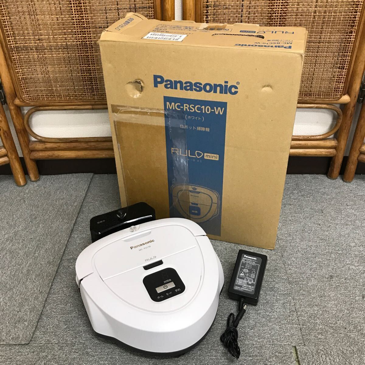 Panasonic パナソニック RULO ロボット掃除機 MC-RSF600-W 本体 Panasonic パナソニック RULO ロボット掃除機 MC-RSF600-W 本体