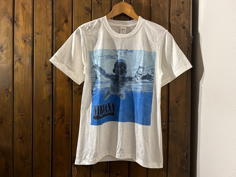 ニルヴァーナ ネヴァーマインド ビンテージスタイル Tシャツ ニルヴァーナ ネヴァーマインド ビンテージスタイル Tシャツ