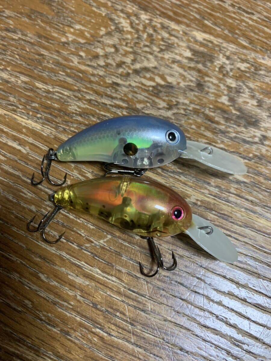 美品 ダイワ ( DAIWA ) スーパー ピーナッツ サイレントDR . DDR ( SUPER PEANUT SILENT DR . DDR )2個セット売り。クランクベイトルアー_画像2