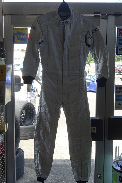 ☆彡新品・未使用☆彡ARDレーシングスーツ　Mサイズ　管理番号：⑤