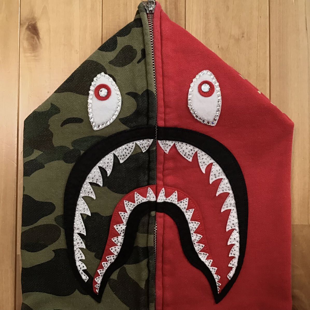 ☆XL☆ スワロフスキー シャーク パーカー shark full zip ☆XL☆ スワロフスキー シャーク パーカー shark full zip