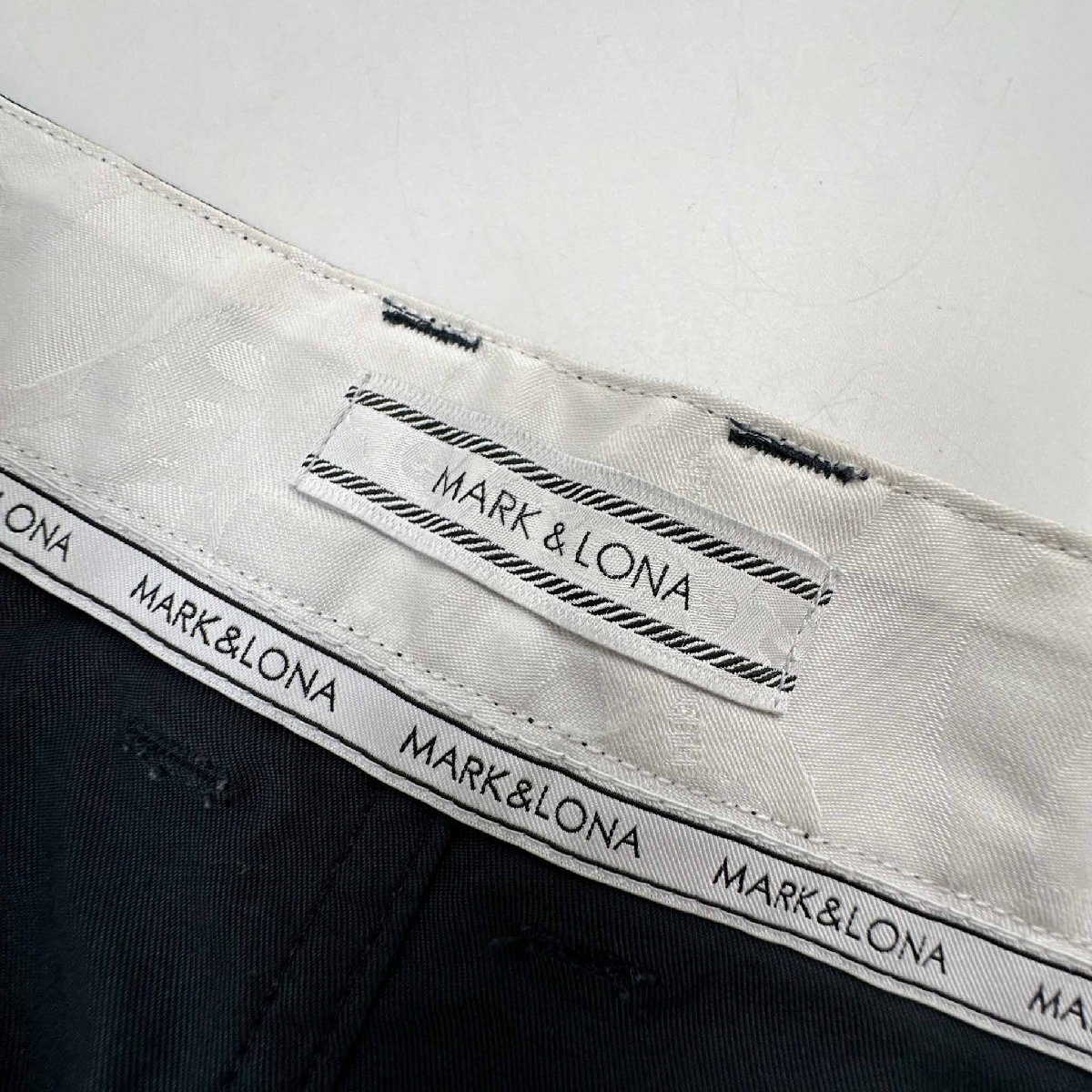 MARK&LONA マーク&ロナ スカル刺繍 革手袋ワッペン付き ミニ MARK&LONA マーク&ロナ スカル刺繍 革手袋ワッペン付き ミニ