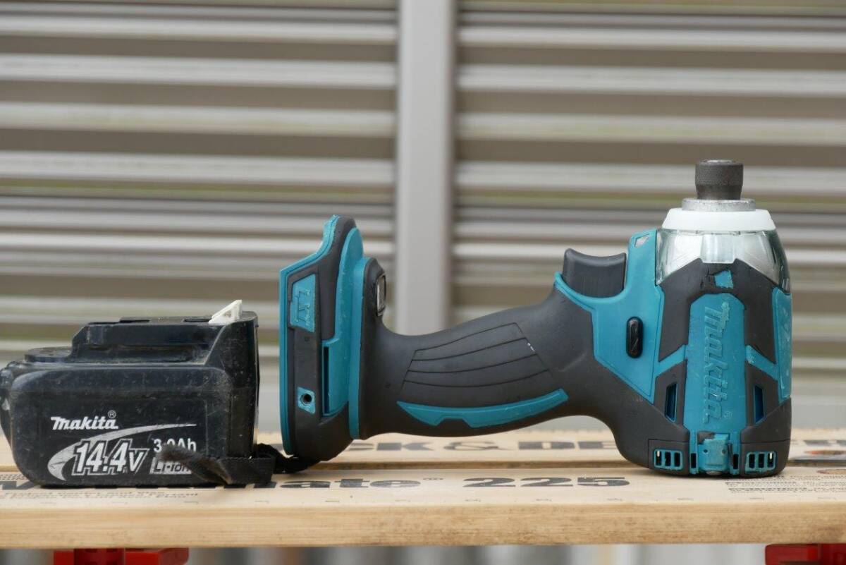 マキタ 14.4V 充電式インパクトドライバ TD137D 青 バッテリーセット 