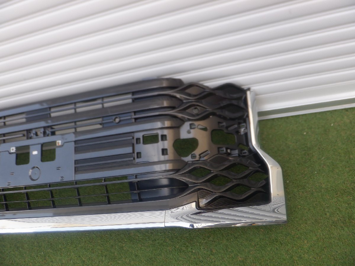 トヨタ純正 ZWR90W ZWR95W MZRA90W MZRA95W 90 ヴォクシー フロントグリル ラジエターグリル 53102-V1020 53114-V1070 m-24-8-132