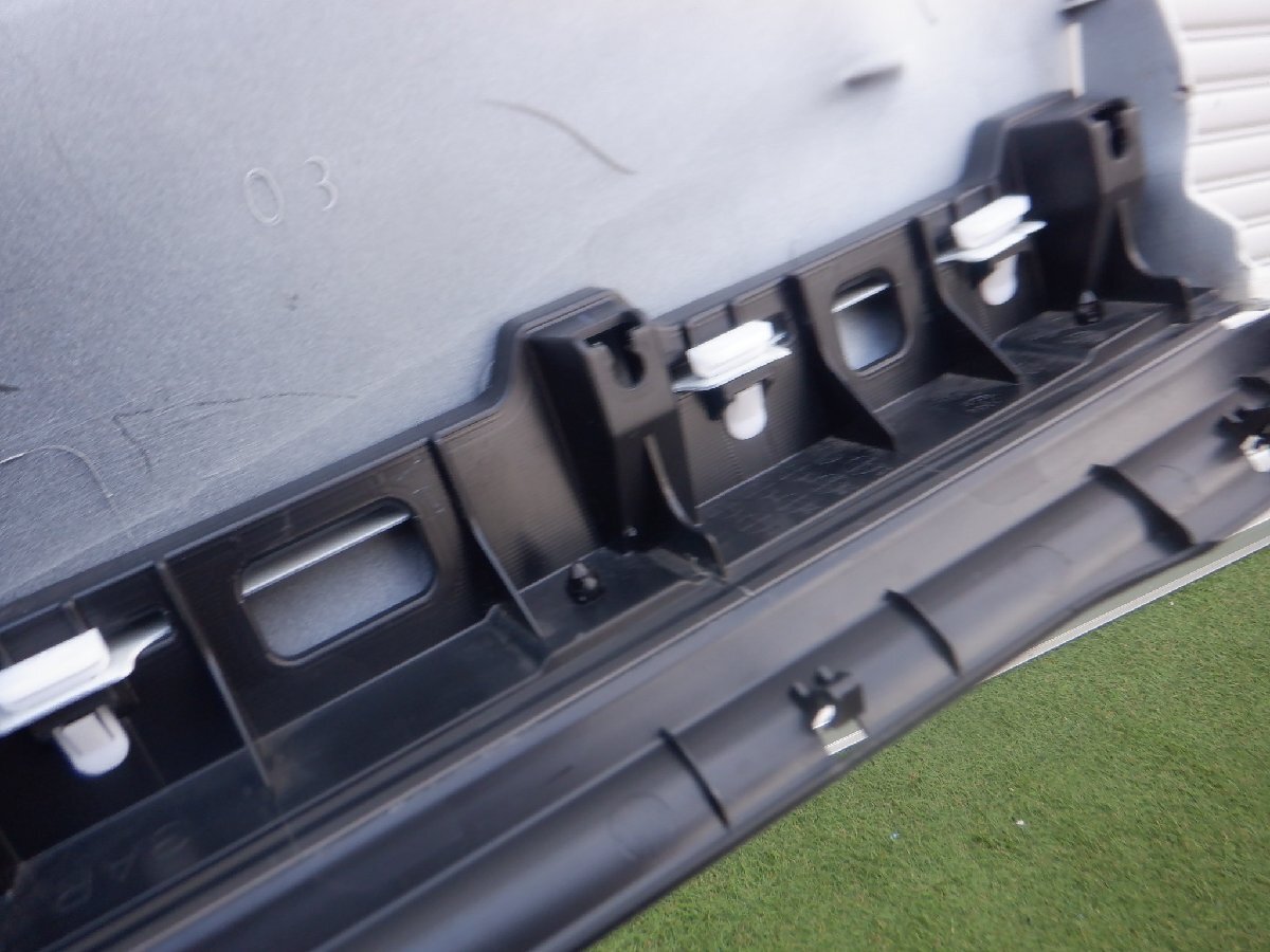 トヨタ純正 ZRR70W ZRR75W 70 ノア ヴォクシー GS G'S ドアパネル プロテクター リア スライド 右側(cè) 76905-28120 パールホワイト