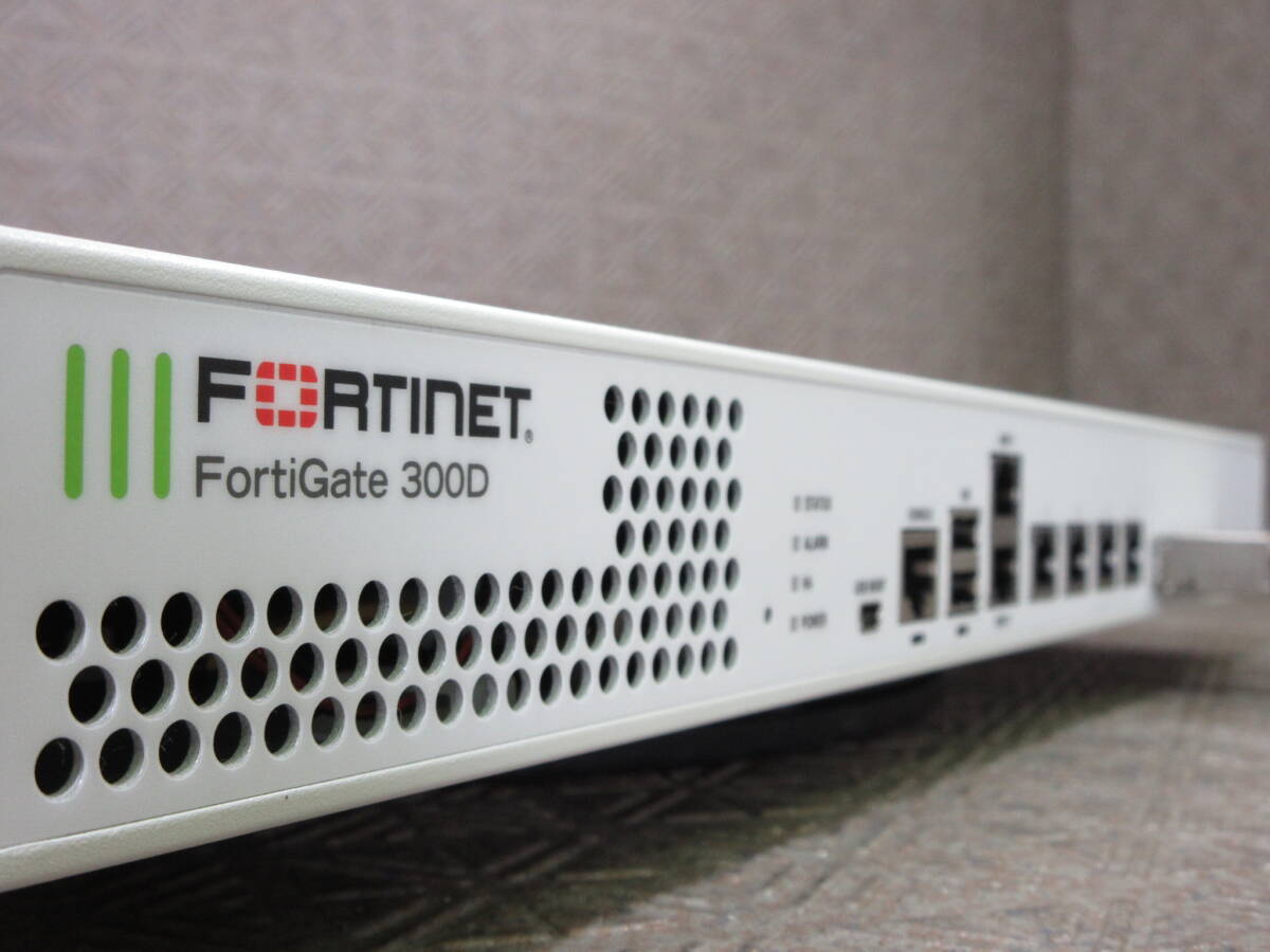 FORTINET / four ti сеть / FortiGate 300D (FG300D) / fire wall / SFP модуль (FCLF8521P2BTL) *4 / No.T457