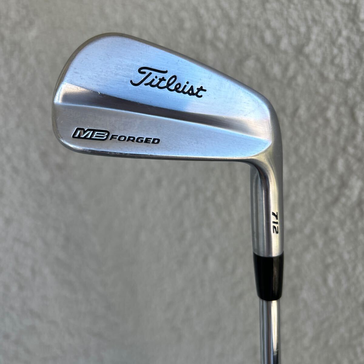 【美品】タイトリスト 712MB 7番アイアン単品　DG S200