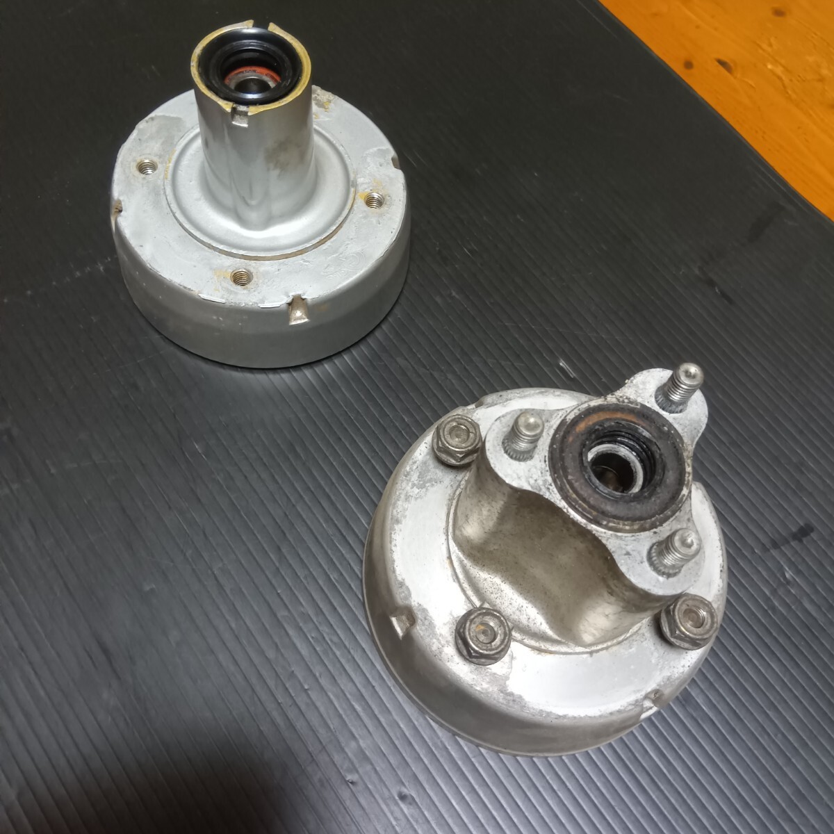 モンキー Ｚ50J ＡＢ27 純正　ハブブレーキ　ケース　前後です。